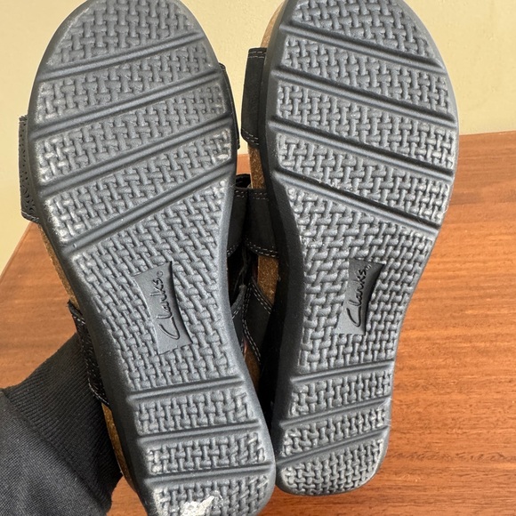 Brand New Clarks Collection Sandals - Picture 11 of 12